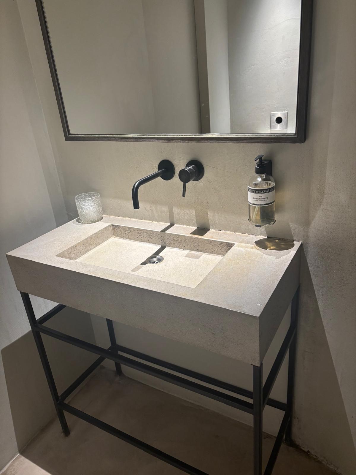 voorbeeld toilet